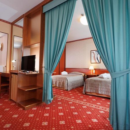 אבנו טרמה Hotel Savoia Thermae & Spa (Adults Only) מראה חיצוני תמונה