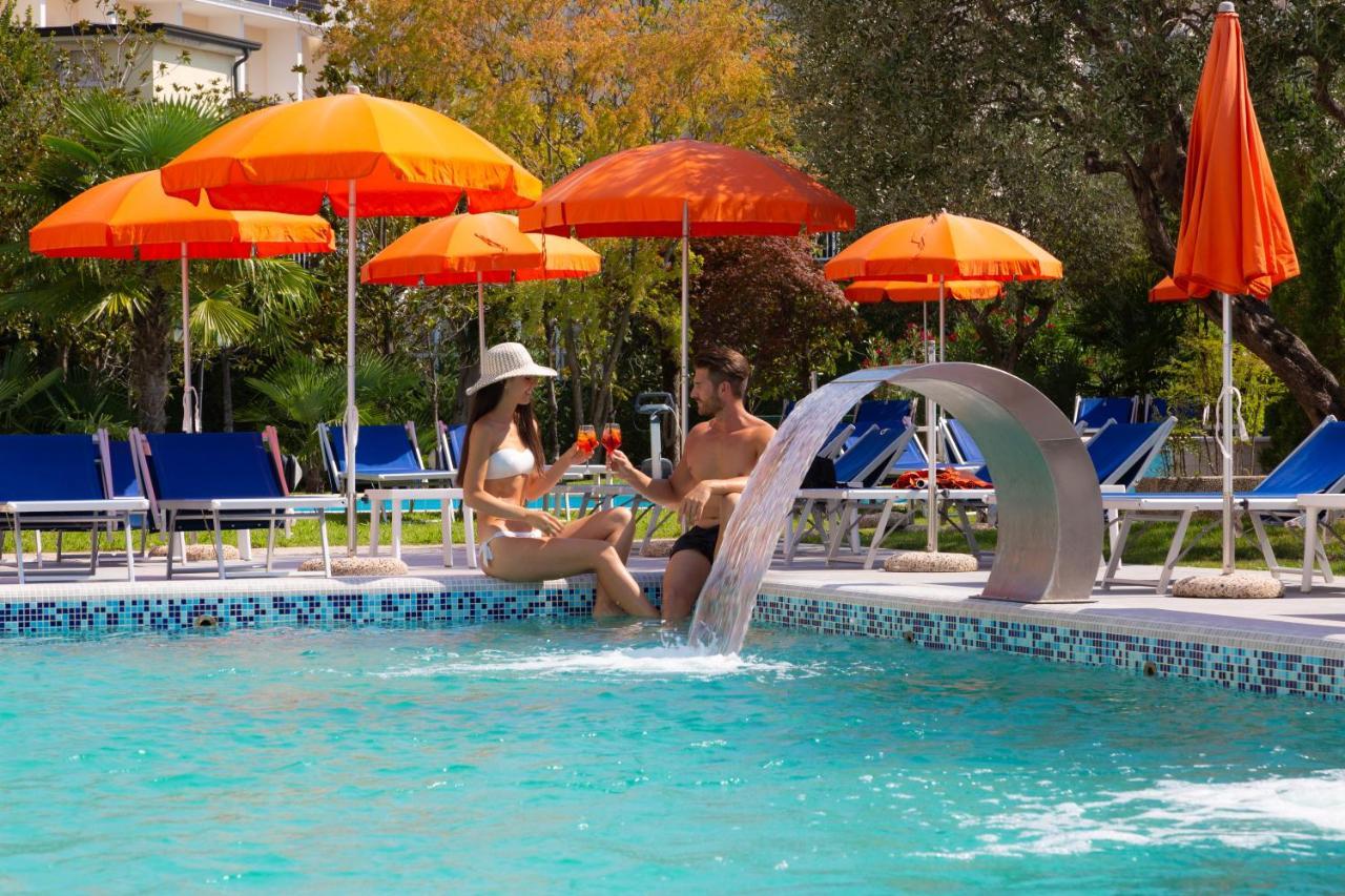 אבנו טרמה Hotel Savoia Thermae & Spa (Adults Only) מראה חיצוני תמונה